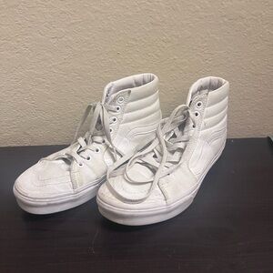 High top white vans size 9